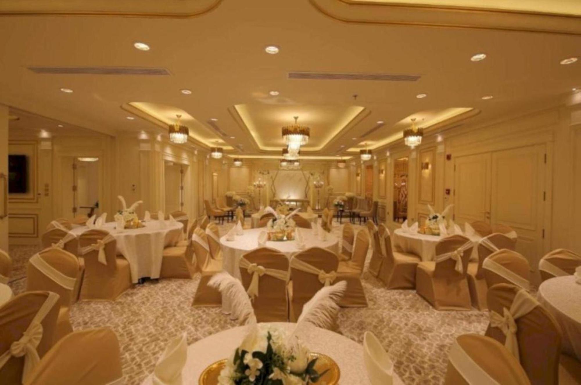 Mirage Hotel Jeddah Exterior photo